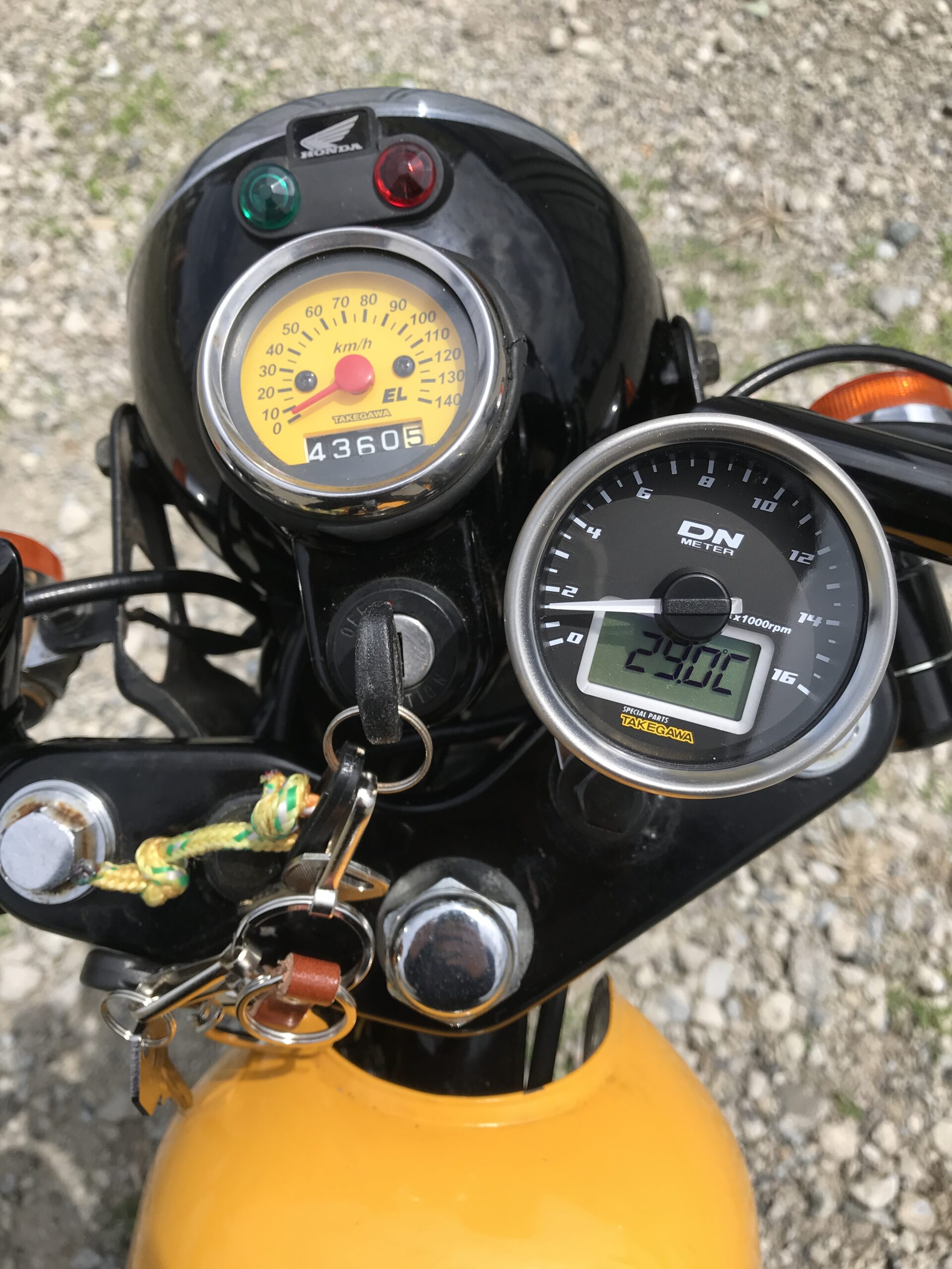 あなたにおすすめの商品 武川 φ48スモールDNタコメーター12500RPM レブ